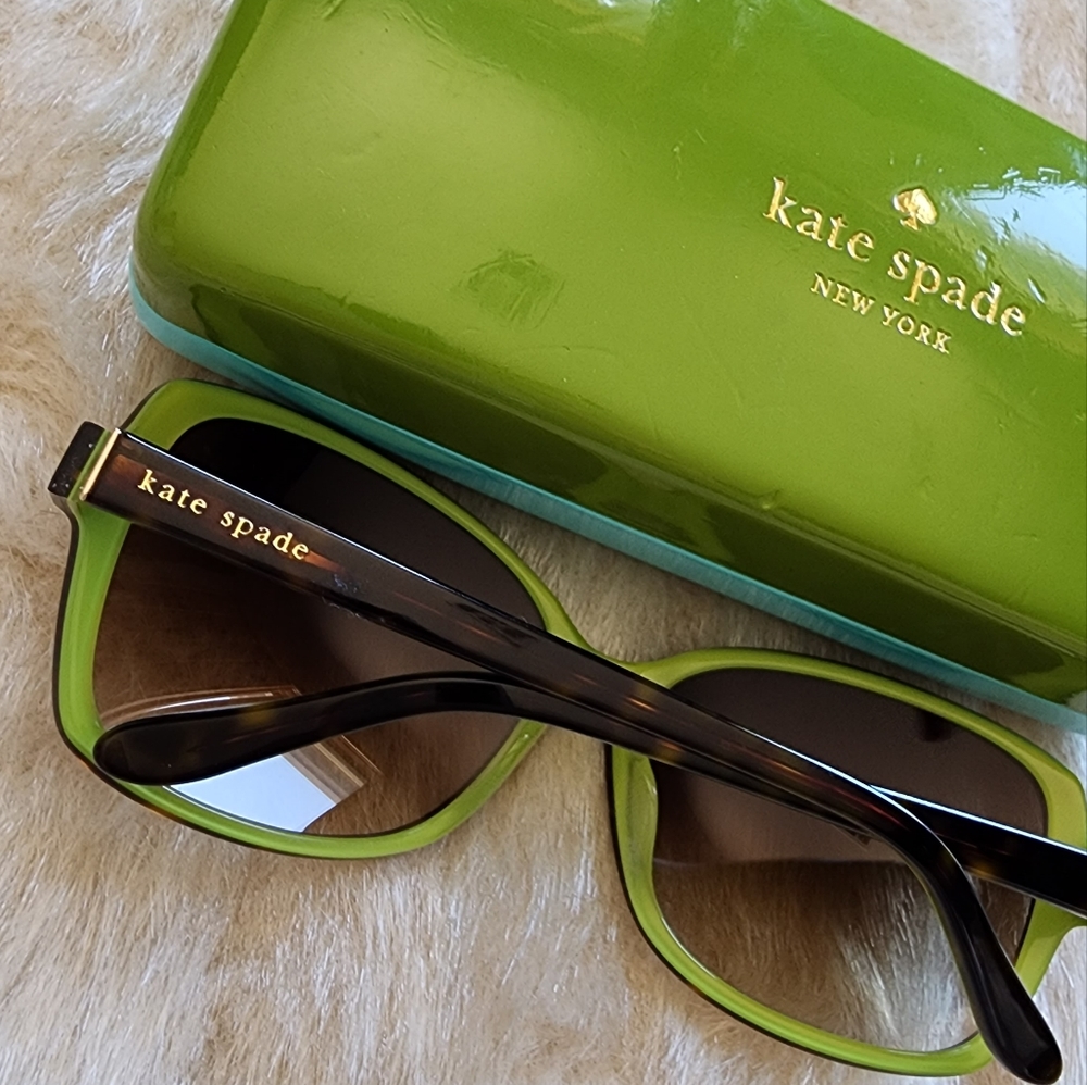 KATE SPADE SUNGLASSES 🕶 - Picture 13 of 14